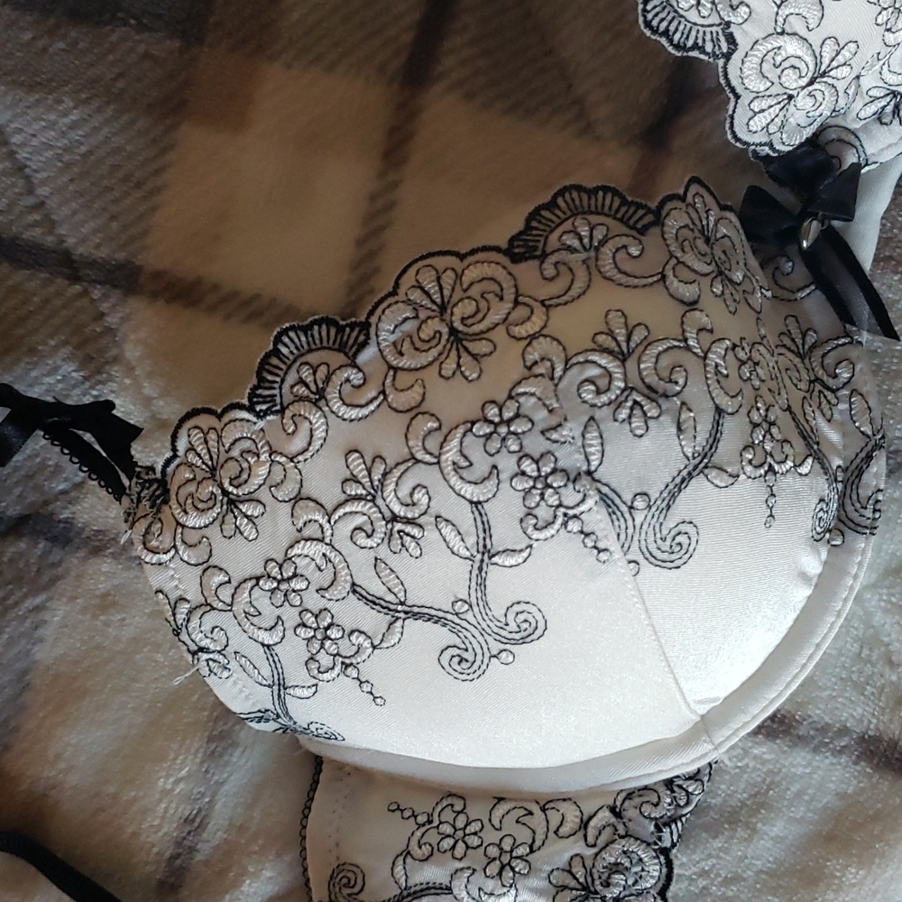 H&M Bra